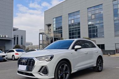 Used Audi Q3 2019 35 TFSI Fashion Dynamic Model