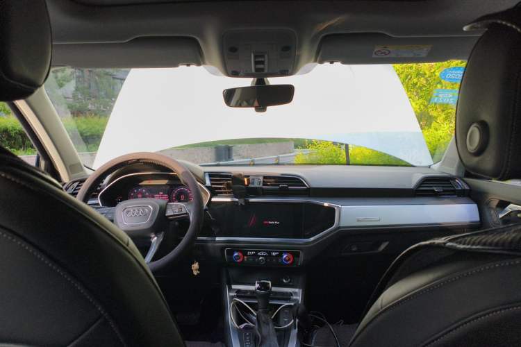 Used Audi Q3 2019 35 TFSI Advanced Style Edition Headliner