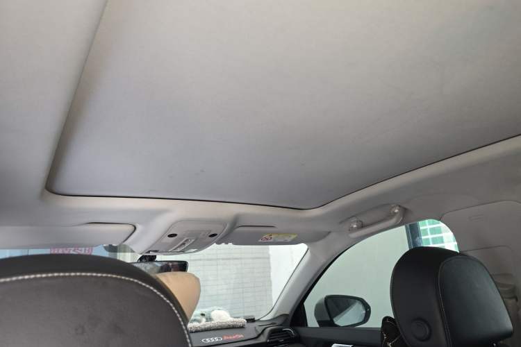 Used Audi Q3 2019 35 TFSI Fashionable and Elegant Model Headliner