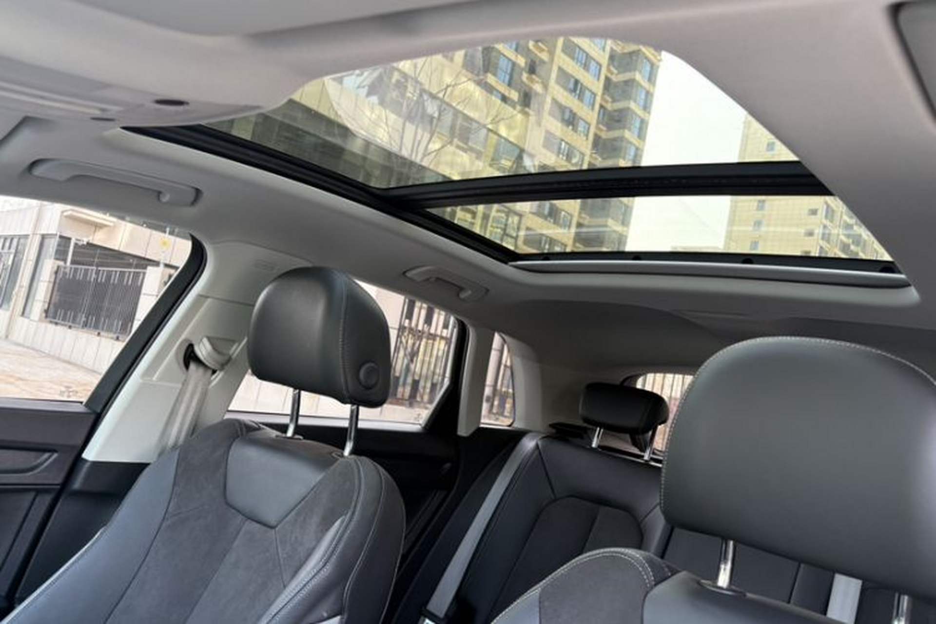 Used Audi Q3 2019 35 TFSI Advanced Dynamic Edition Headliner