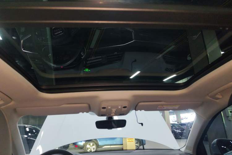 Used Audi Q3 2019 35 TFSI Advanced Dynamic Edition Headliner
