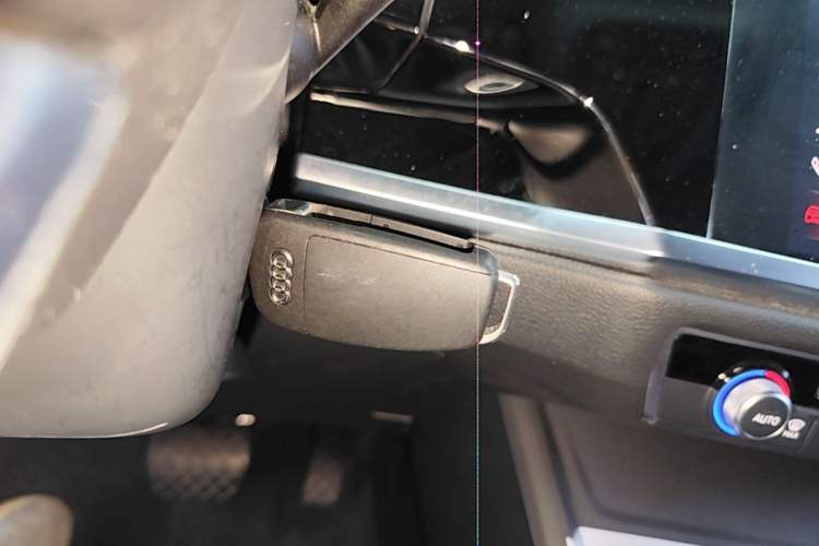 Used Audi Q3 2019 35 TFSI Advanced Style Edition Interior 1