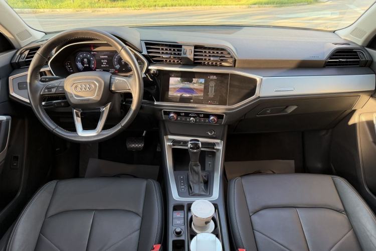 Used Audi Q3 2019 35 TFSI Advanced Style Edition Interior 1