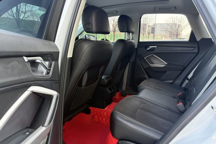 Used Audi Q3 2019 35 TFSI Advanced Dynamic Edition Interior 1