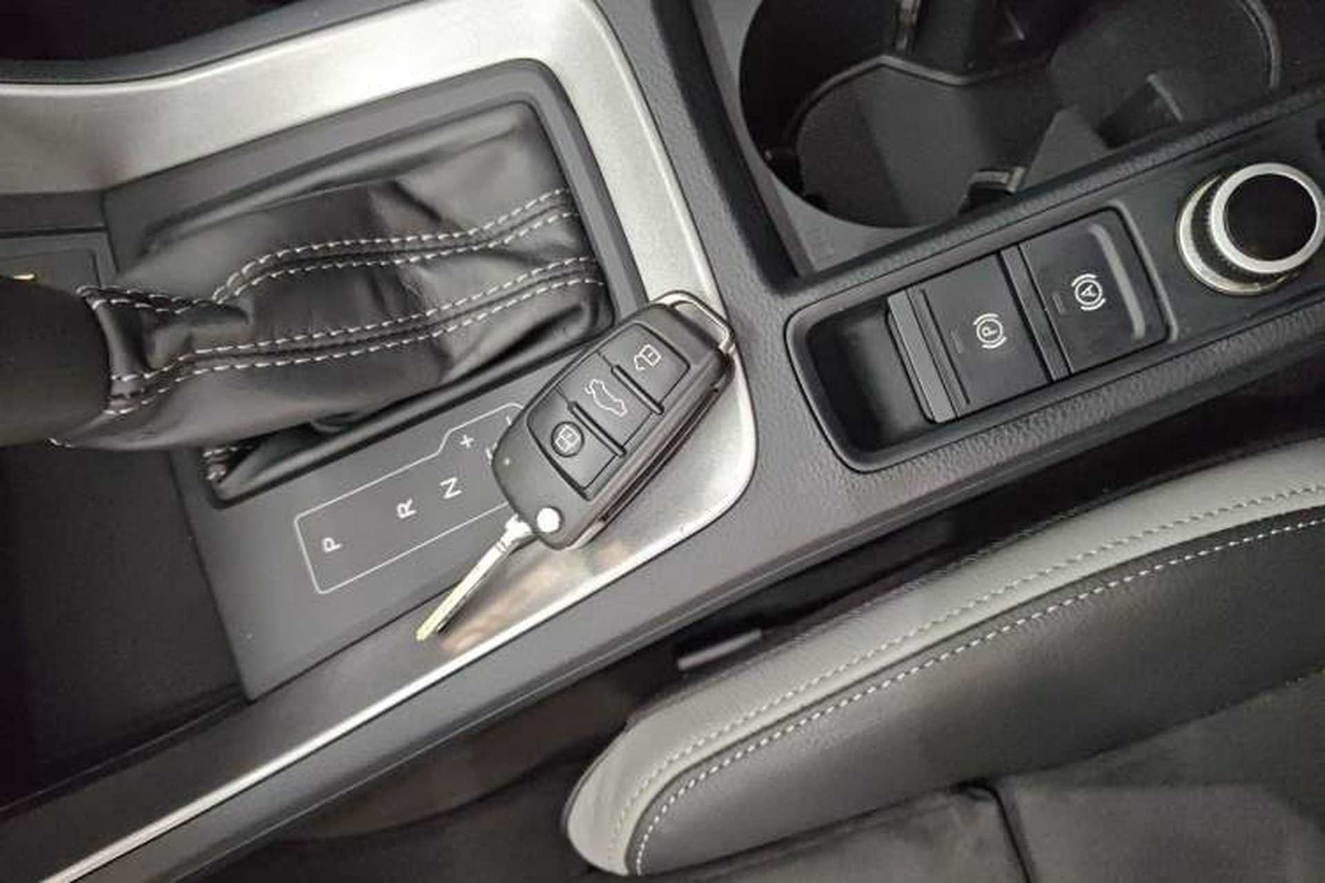Used Audi Q3 2019 35 TFSI Advanced Dynamic Edition Interior 1