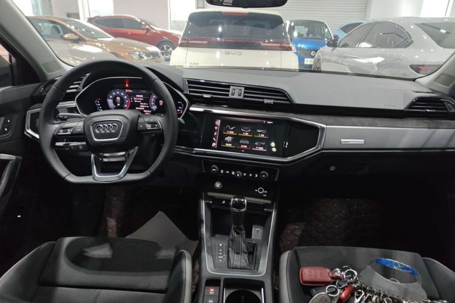 Used Audi Q3 2019 35 TFSI Fashion Dynamic Model Interior 2