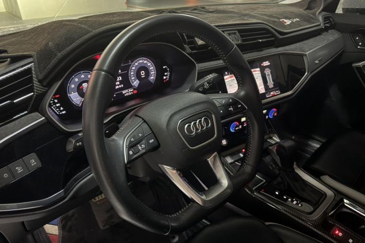 Used Audi Q3 2019 35 TFSI Fashion Dynamic Model Interior 2