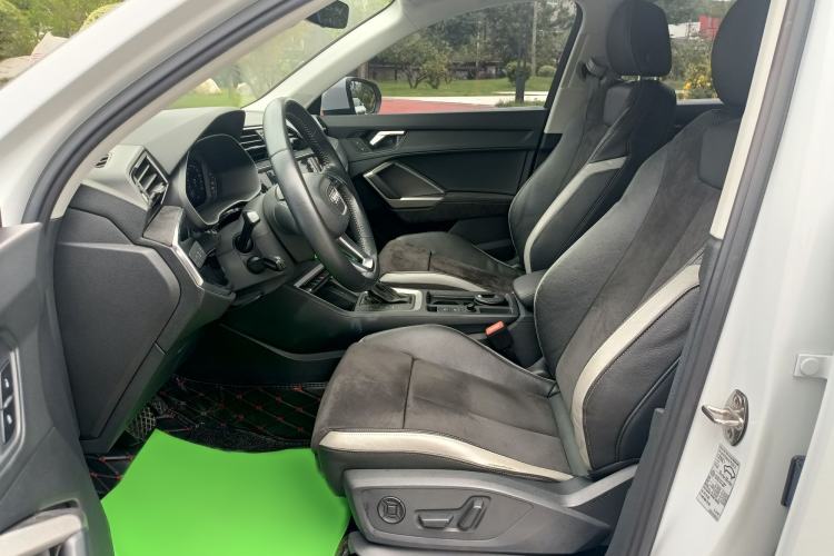 Used Audi Q3 2019 35 TFSI Advanced Dynamic Edition Interior 3