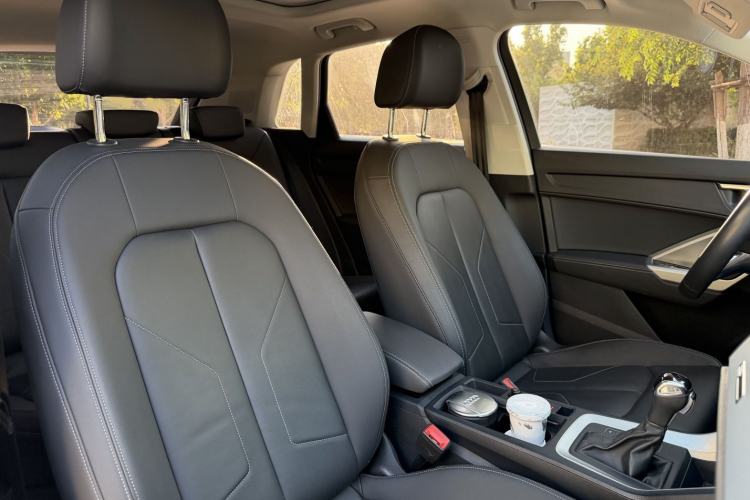 Used Audi Q3 2019 35 TFSI Advanced Style Edition Interior 5