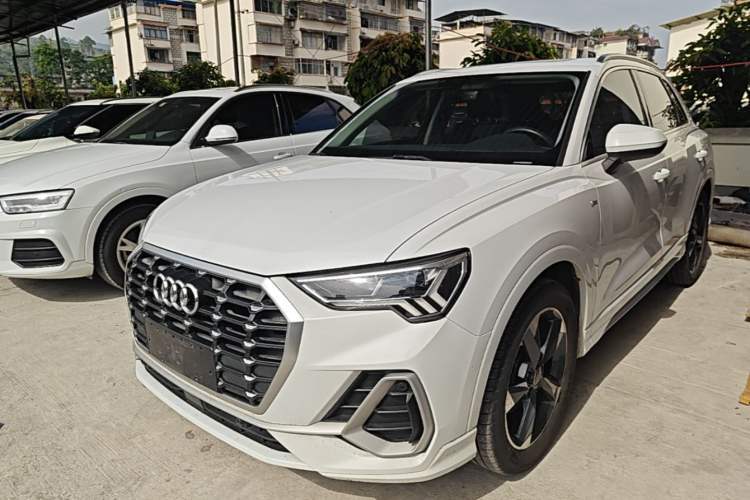 Used Audi Q3 2019 35 TFSI Fashion Dynamic Model Guazi used car, China used car export, Used car for sale, Used cars, Cheapest cars for sale