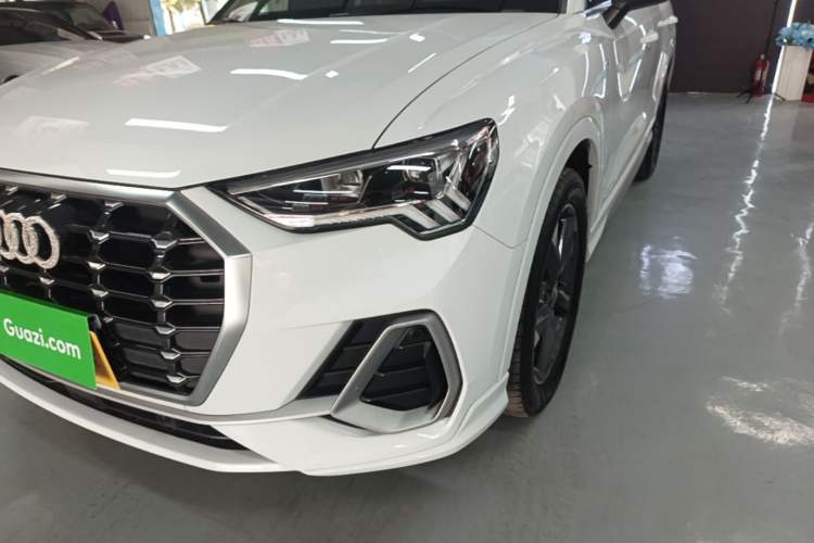 Used Audi Q3 2019 40 TFSI Fashion Dynamic Model Left Front Headlight
