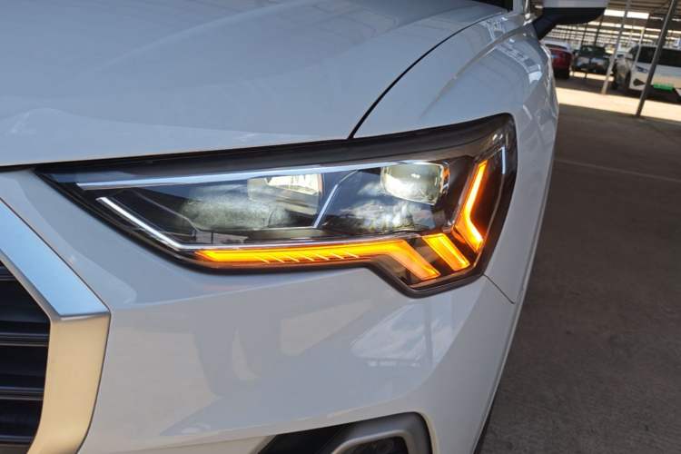 Used Audi Q3 2019 35 TFSI Fashion Dynamic Model Left Front Headlight