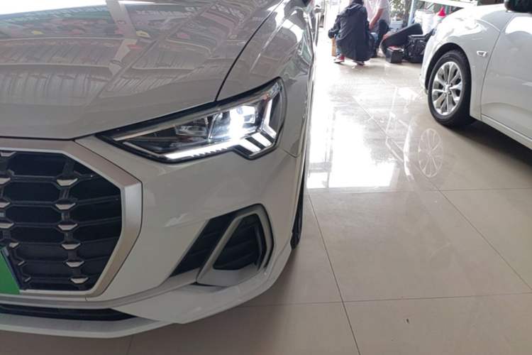 Used Audi Q3 2019 35 TFSI Advanced Dynamic Edition Left Front Headlight