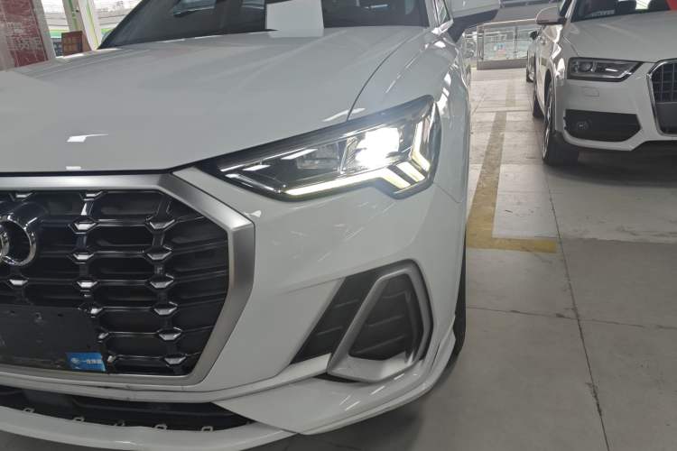 Used Audi Q3 2019 35 TFSI Advanced Dynamic Edition Left Front Headlight