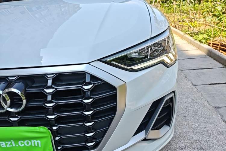 Used Audi Q3 2019 35 TFSI Fashion Dynamic Model Left Front Headlight