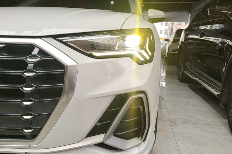 Used Audi Q3 2019 35 TFSI Advanced Dynamic Edition Left Front Headlight