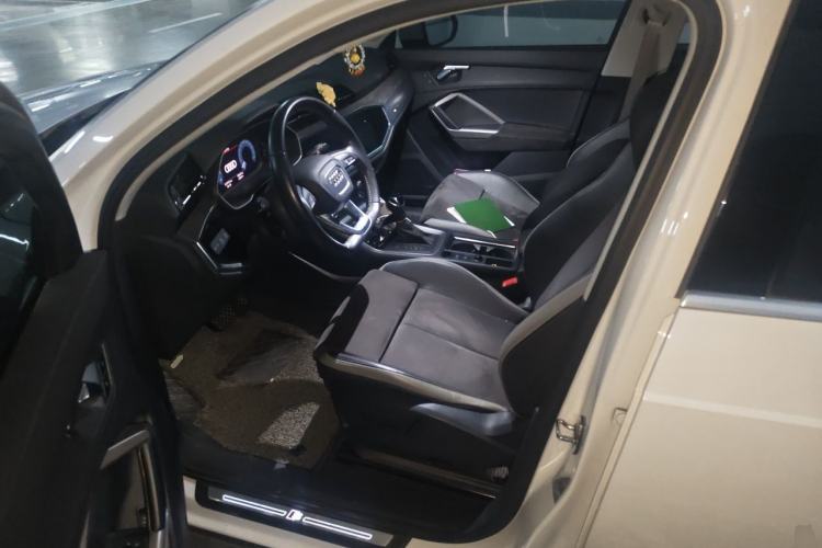 Used Audi Q3 2019 35 TFSI Fashion Dynamic Model Left Front Seat