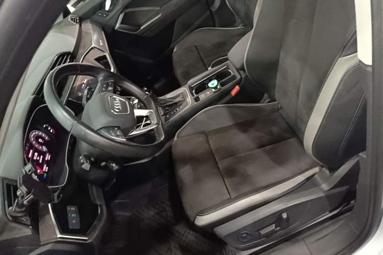 Used Audi Q3 2019 35 TFSI Fashion Dynamic Model Left Front Seat