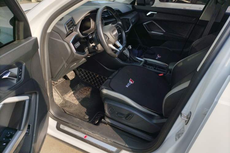 Used Audi Q3 2019 35 TFSI Fashion Dynamic Model Left Front Seat