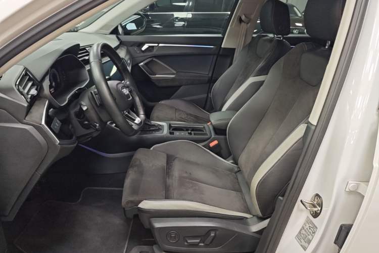 Used Audi Q3 2019 40 TFSI Fashion Dynamic Model Left Front Seat