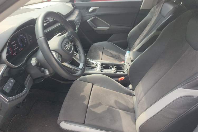 Used Audi Q3 2019 35 TFSI Advanced Dynamic Edition Left Front Seat