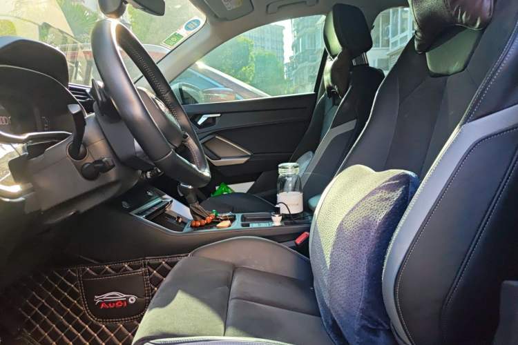 Used Audi Q3 2019 35 TFSI Fashion Dynamic Model Left Front Seat