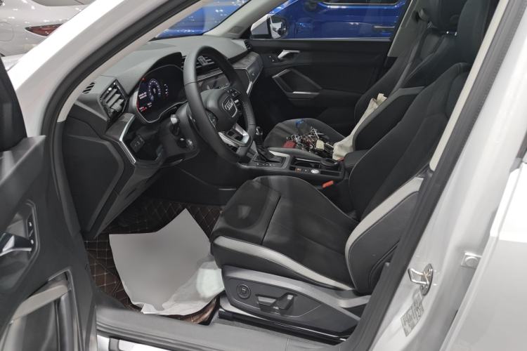 Used Audi Q3 2019 35 TFSI Fashion Dynamic Model Left Front Seat