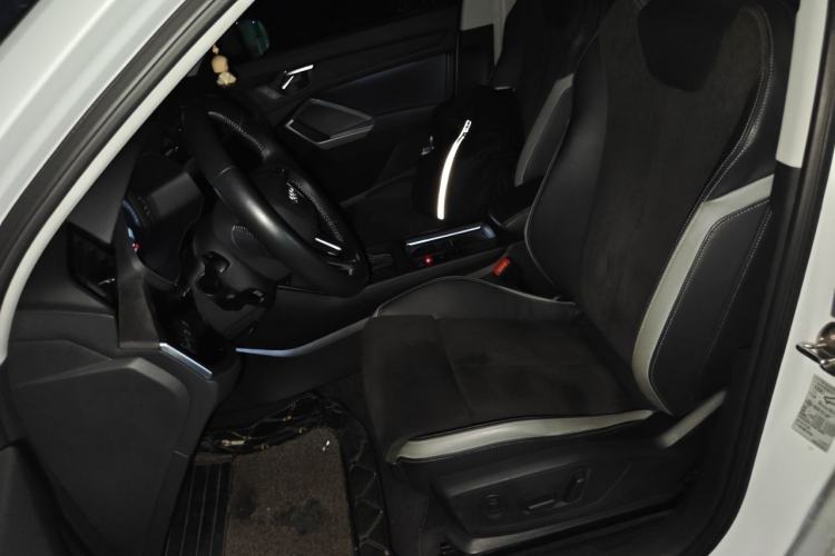 Used Audi Q3 2019 35 TFSI Advanced Dynamic Edition Left Front Seat