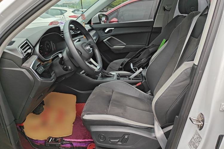 Used Audi Q3 2019 35 TFSI Advanced Dynamic Edition Left Front Seat