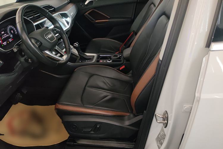 Used Audi Q3 2019 40 TFSI Fashionable and Elegant Model Left Front Seat