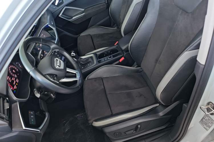 Used Audi Q3 2019 35 TFSI Advanced Dynamic Edition Left Front Seat