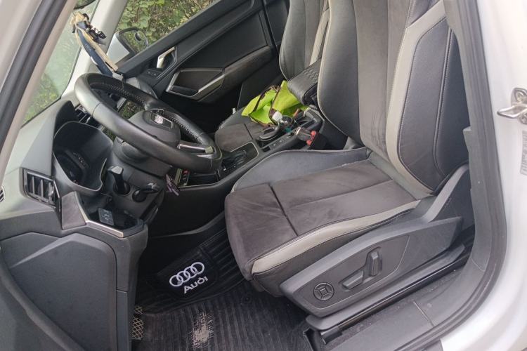 Used Audi Q3 2019 35 TFSI Advanced Dynamic Edition Left Front Seat