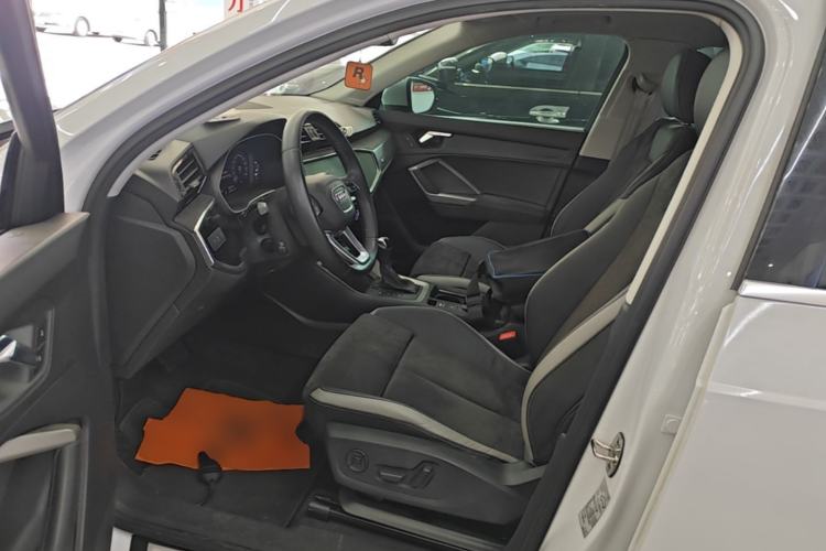 Used Audi Q3 2019 35 TFSI Advanced Dynamic Edition Left Front Seat