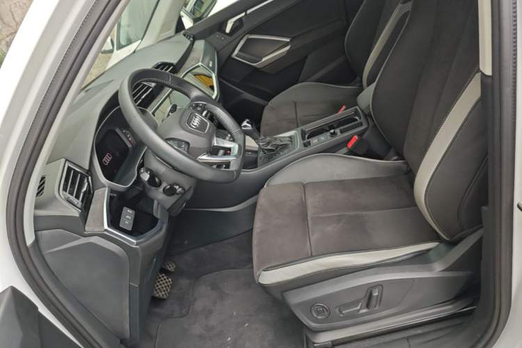 Used Audi Q3 2019 40 TFSI Fashion Dynamic Model Left Front Seat