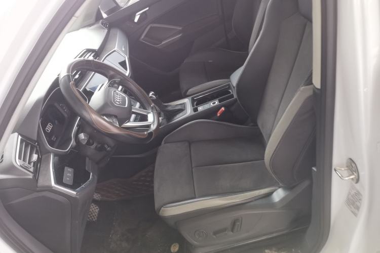 Used Audi Q3 2019 35 TFSI Advanced Dynamic Edition Left Front Seat