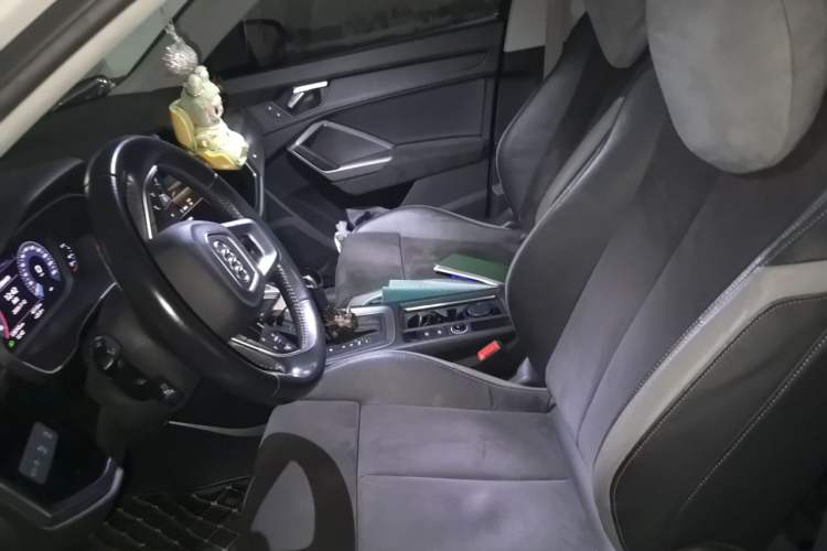 Used Audi Q3 2019 35 TFSI Advanced Dynamic Edition Left Front Seat
