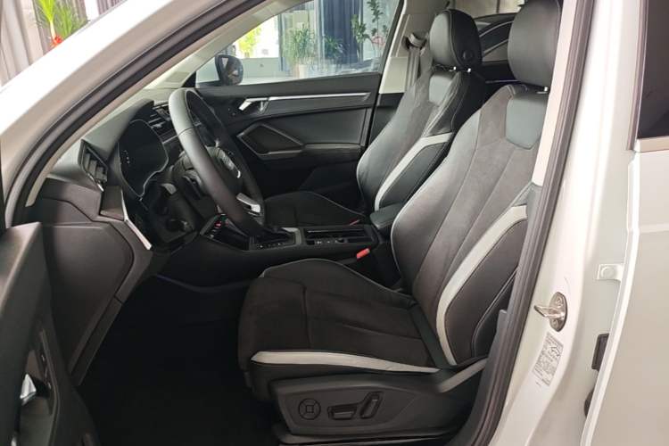 Used Audi Q3 2019 40 TFSI Fashion Dynamic Model Left Front Seat