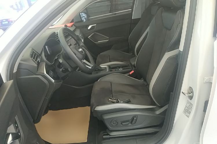Used Audi Q3 2019 35 TFSI Advanced Dynamic Edition Left Front Seat