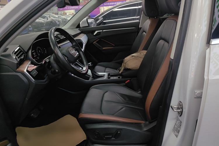 Used Audi Q3 2019 40 TFSI Fashionable and Elegant Model Left Front Seat