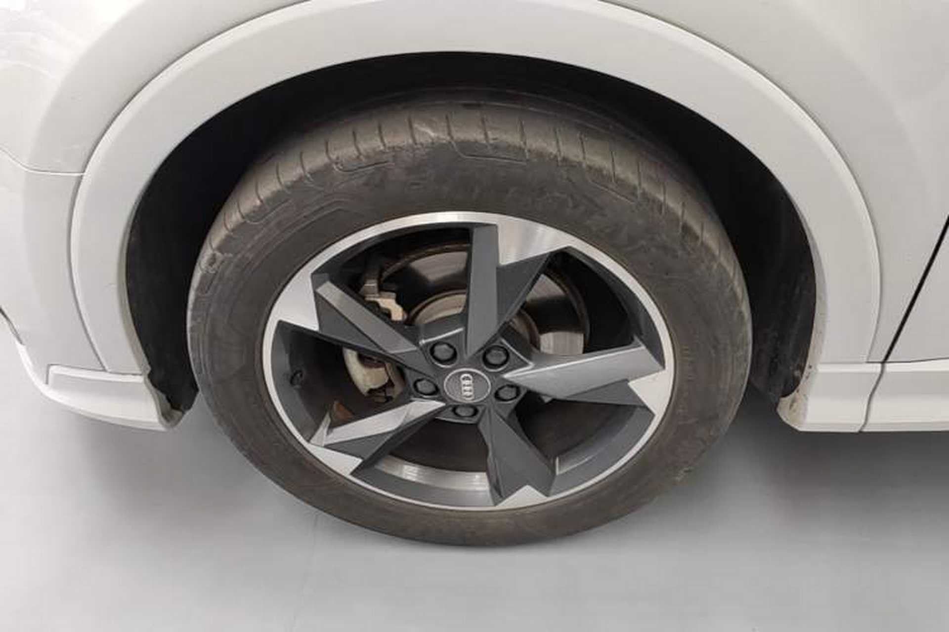 Used Audi Q3 2019 35 TFSI Fashion Dynamic Model Left Front Wheel Hub