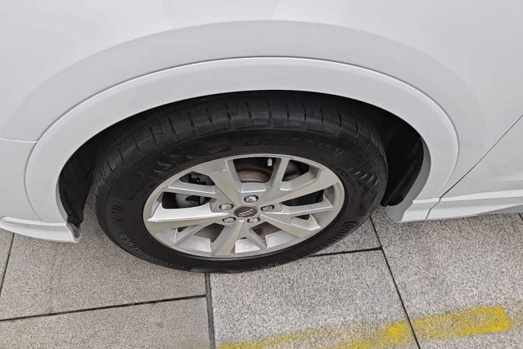 Used Audi Q3 2019 35 TFSI Advanced Dynamic Edition Left Front Wheel Hub