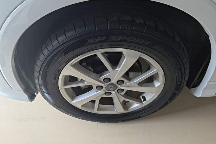 Used Audi Q3 2019 35 TFSI Advanced Dynamic Edition Left Front Wheel Hub