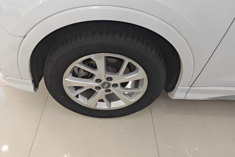 Used Audi Q3 2019 35 TFSI Advanced Dynamic Edition Left Front Wheel Hub