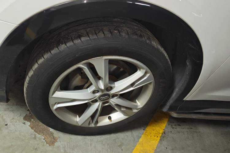 Used Audi Q3 2019 40 TFSI Fashionable and Elegant Model Left Front Wheel Hub