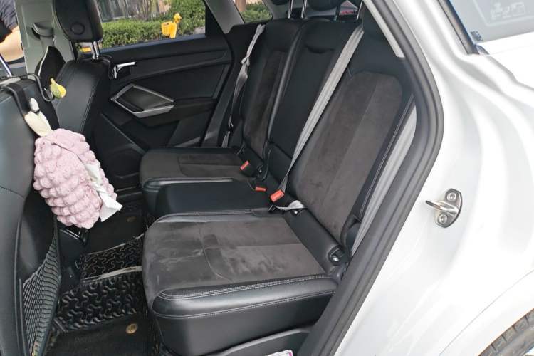 Used Audi Q3 2019 35 TFSI Advanced Dynamic Edition Left Rear Seat