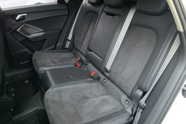 Used Audi Q3 2019 35 TFSI Advanced Dynamic Edition Left Rear Seat