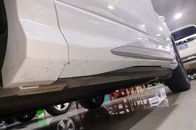 Used Audi Q3 2019 40 TFSI Fashion Dynamic Model Left Side Sill