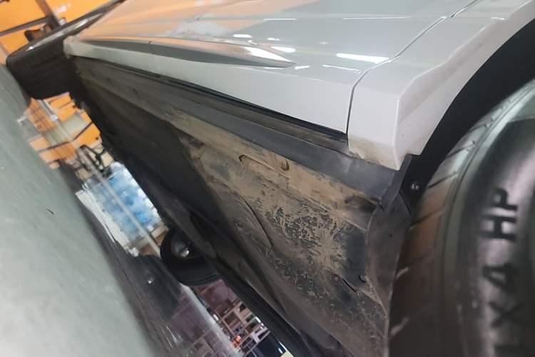 Used Audi Q3 2019 35 TFSI Advanced Dynamic Edition Left Side Sill
