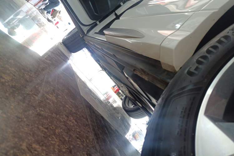 Used Audi Q3 2019 35 TFSI Fashion Dynamic Model Left Side Sill