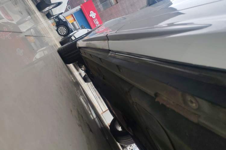 Used Audi Q3 2019 35 TFSI Advanced Dynamic Edition Left Side Sill